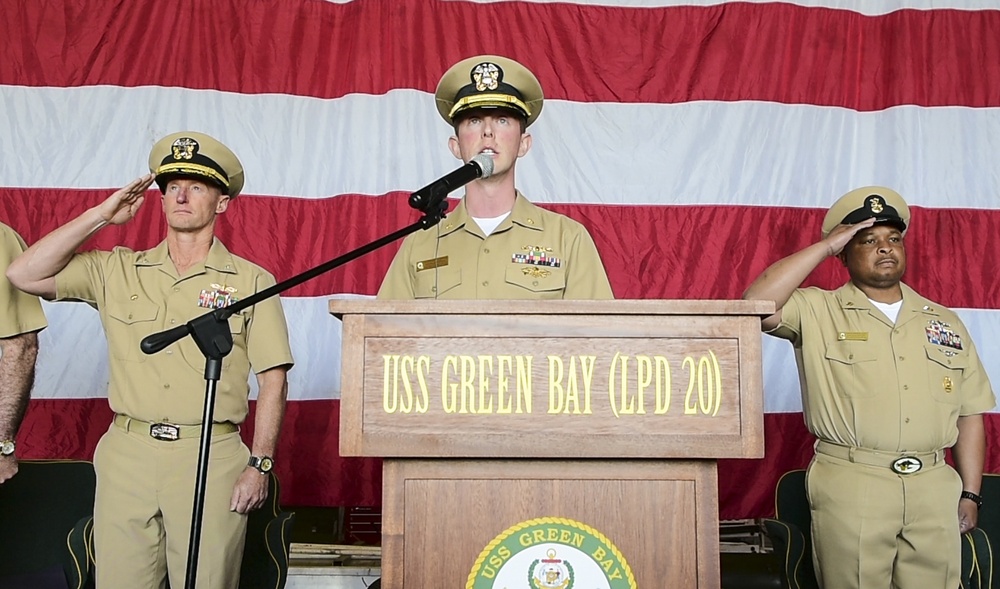 USS Green Bay (LPD 20) Change of Command