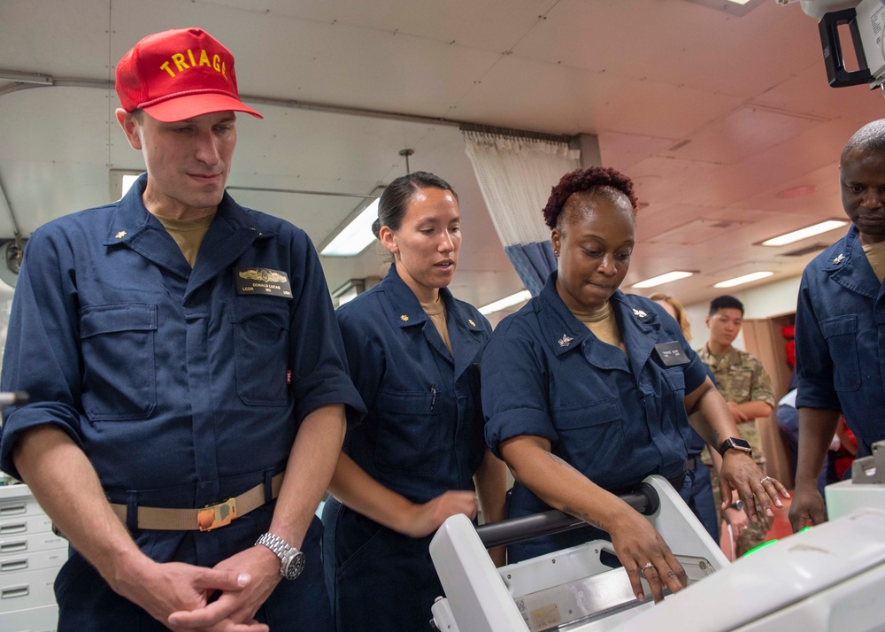 USNS Comfort Conducts Casuality Recovery Drill