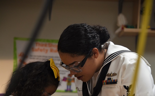 Quad Cities Navy Week Visits The Learning Campus