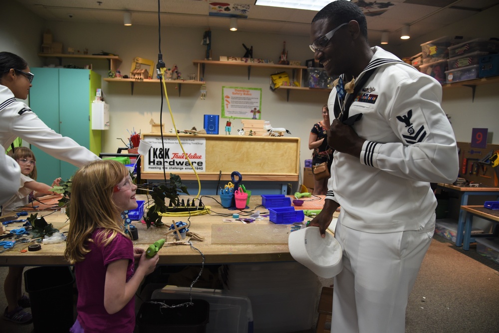 Quad Cities Navy Week Visits The Learning Campus