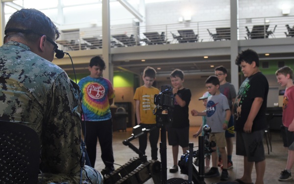 Quad Cities Navy Week Visits the Putnam Museum