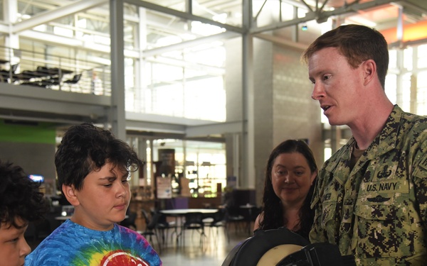 Quad Cities Navy Week Visits the Putnam Museum