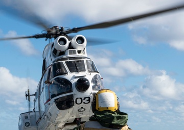 USS Green Bay (LPD 20) Replenishment-at-Sea