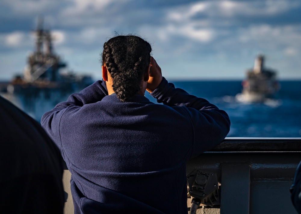 RAS with USS Wasp, USNS Rappahannock