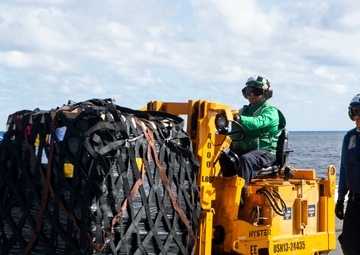 USS Green Bay (LPD 20) Replenishment-at-Sea