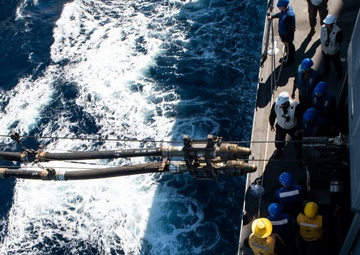 USS Green Bay (LPD 20) Replenishment-at-Sea