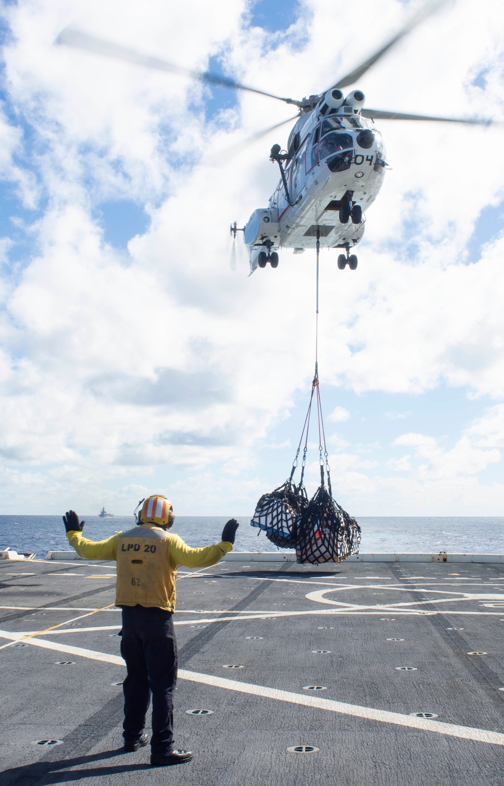 USS Green Bay (LPD 20) Replenishment-at-Sea