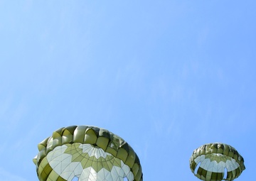 Dobbins, partner units drop Japanese paratroopers for Red Flag Alaska