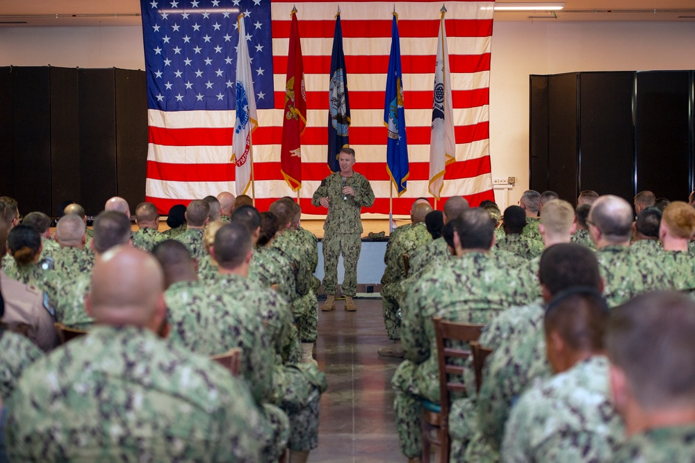 Rear Adm. Zirkle visits CLDJ