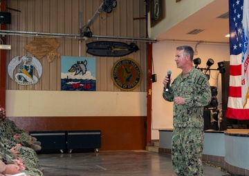 Rear Adm. Zirkle visits CLDJ