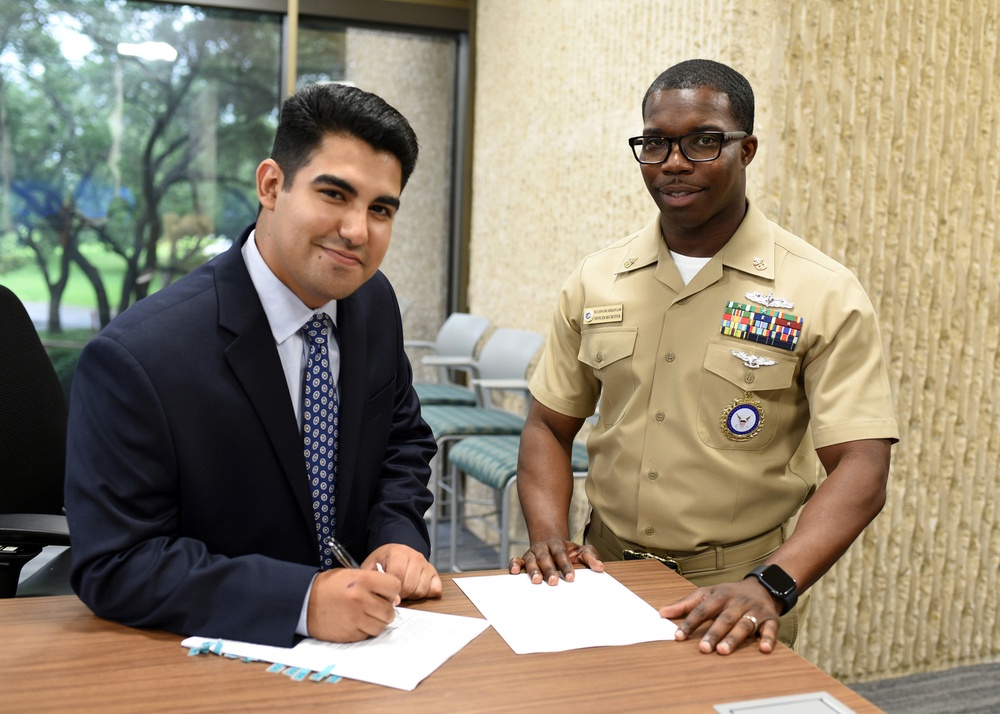 San Antonio Native leaves Corporate America to join America's Navy