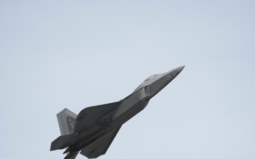 F-22 climbs