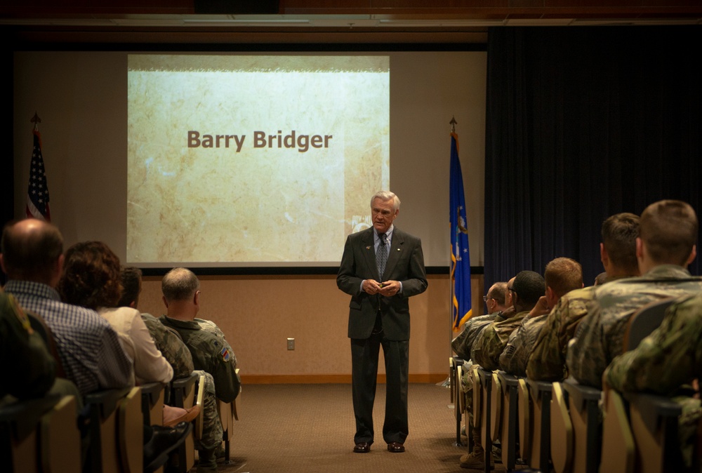 POW recounts his time in Hanoi Hilton