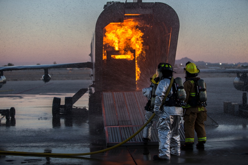 MCAS Yuma ARFF Marines Conduct Live-Burn Training