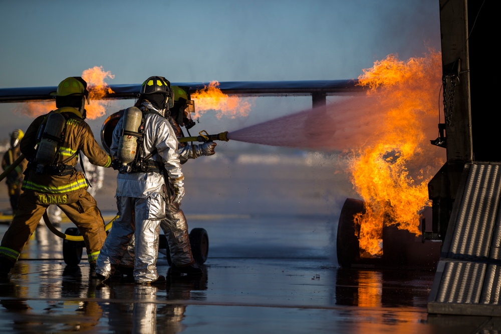 MCAS Yuma ARFF Marines Conduct Live-Burn Training