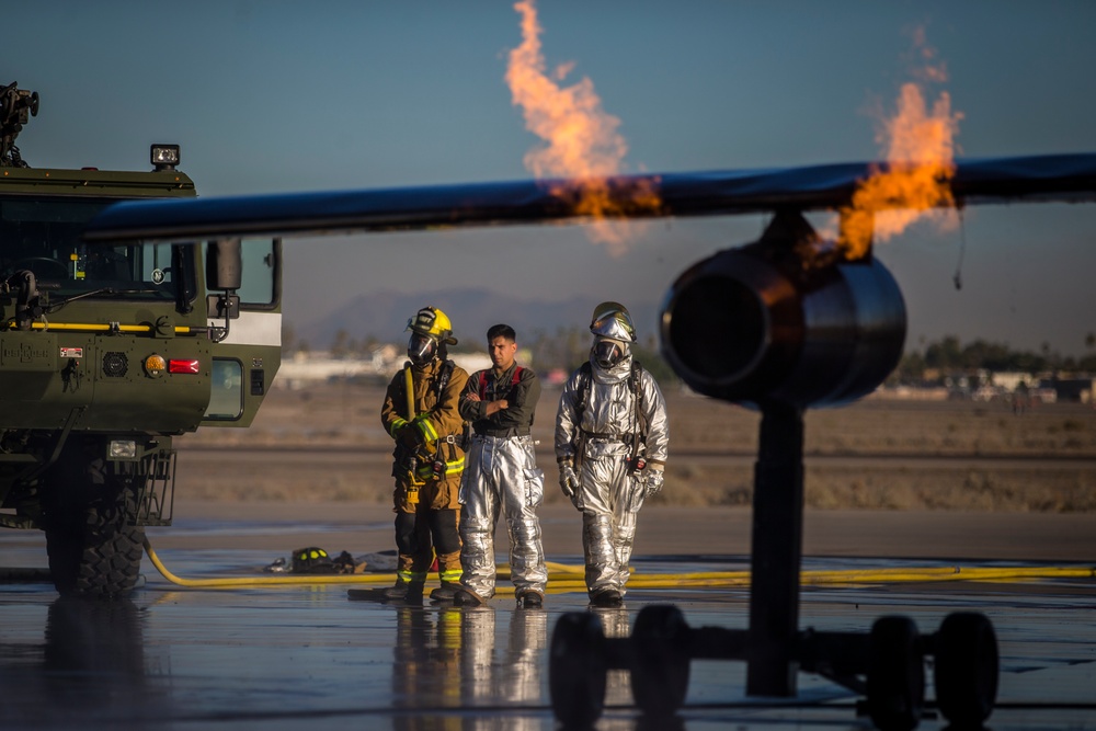 MCAS Yuma ARFF Marines Conduct Live-Burn Training