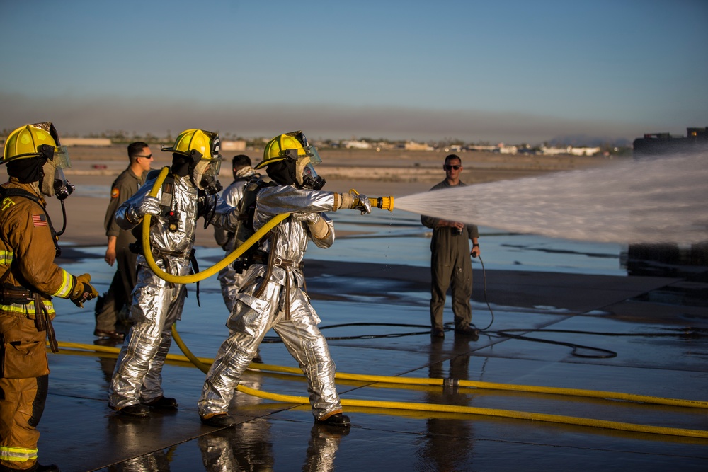 MCAS Yuma ARFF Marines Conduct Live-Burn Training