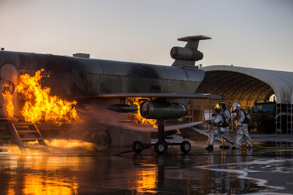 MCAS Yuma ARFF Marines Conduct Live-Burn Training