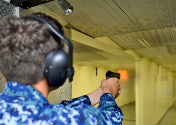 Blue Ridge Sailors participate in a live fire exericse