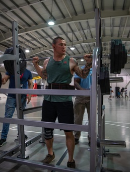 U.S. Army Soldiers compete in 1000 Pound Challenge