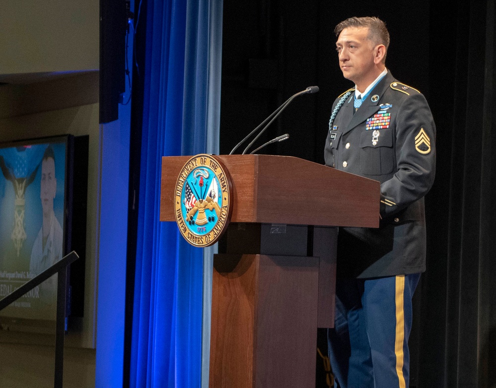 Former Army Staff Sgt. David G. Bellavia is inducted into the Pentagons Hall of Heroes