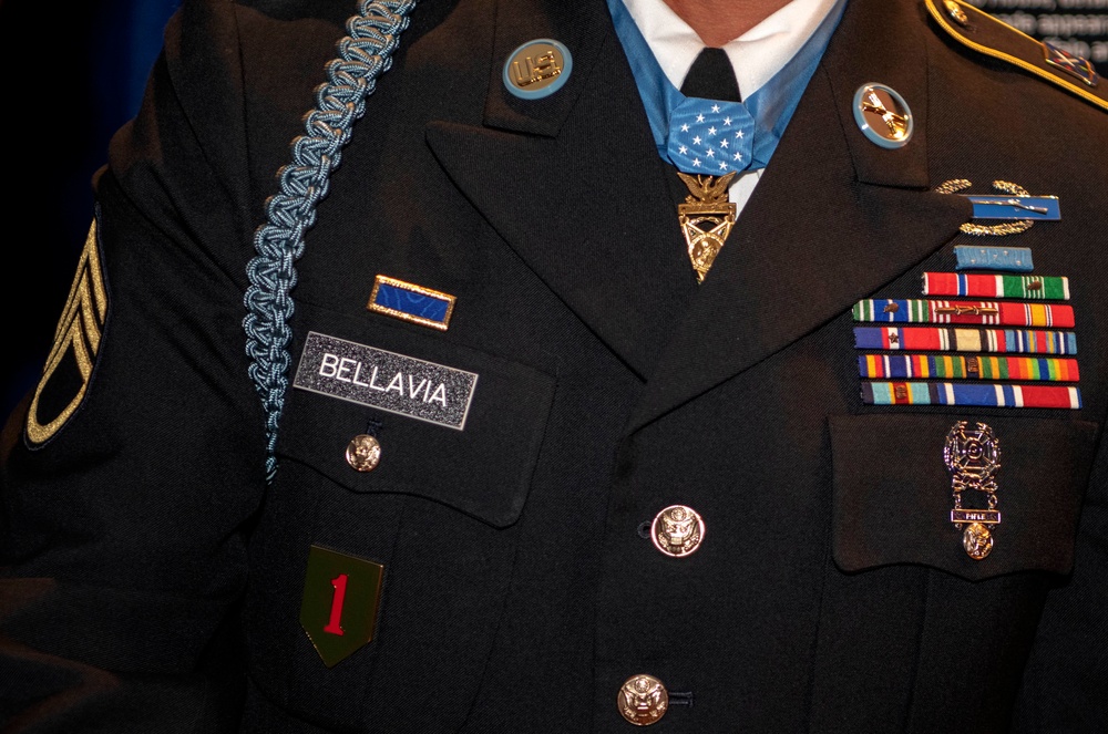 DVIDS - Images - Former Army Staff Sgt. David G. Bellavia is inducted ...