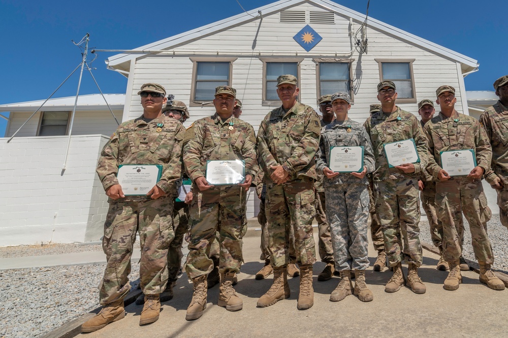 Major General Malanka Awards Army Commendation Medals