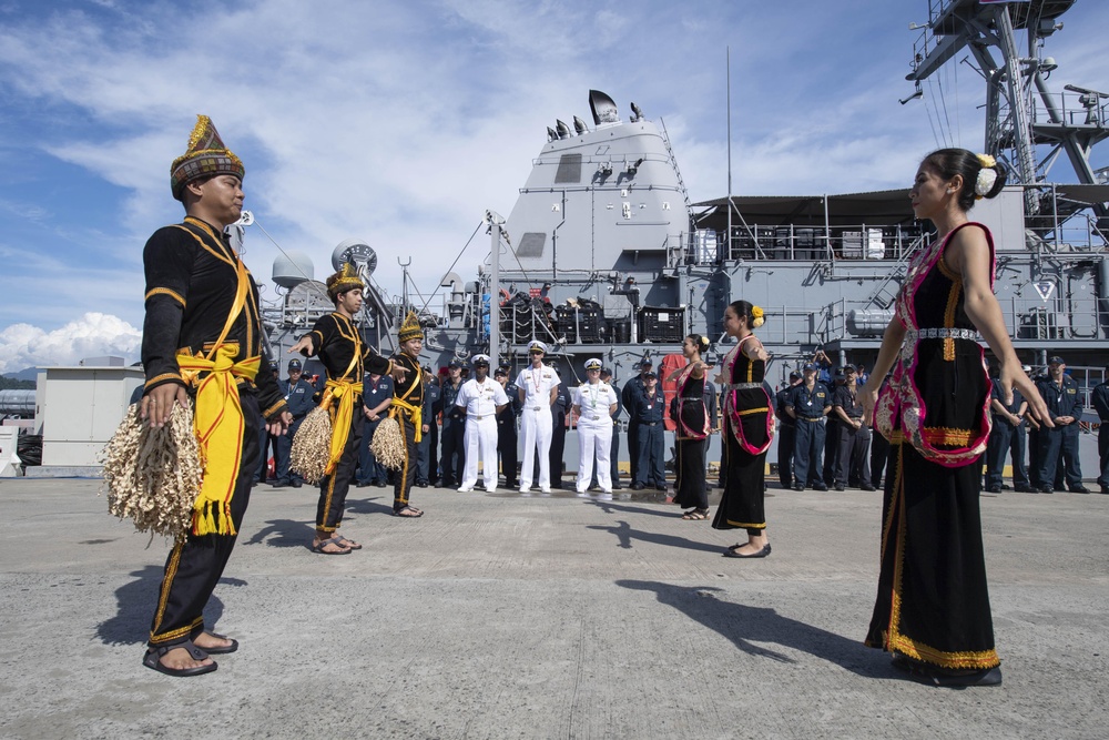 USS Pioneer arrives in Kota Kinabalu