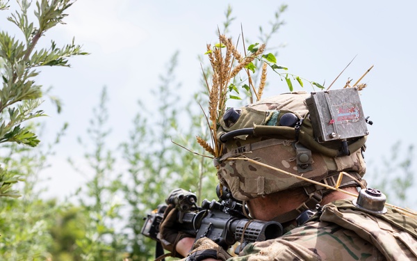 Big Red One Soldiers seize air assault objective during Saber Guardian 19