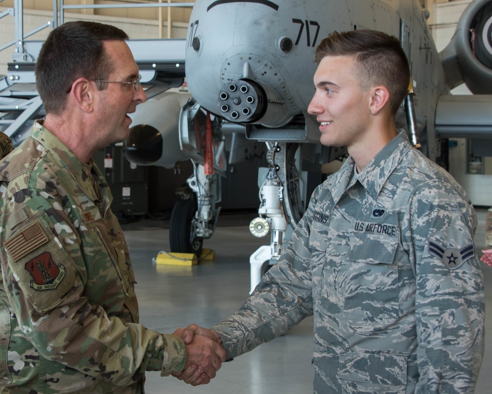 DVIDS - Images - Chief of NGB Visits 175th Wing [Image 2 of 9]