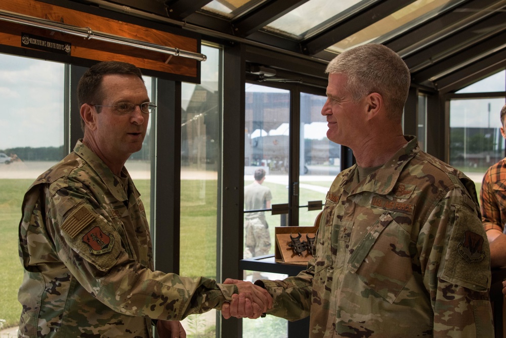 Chief of NGB Visits 175th Wing