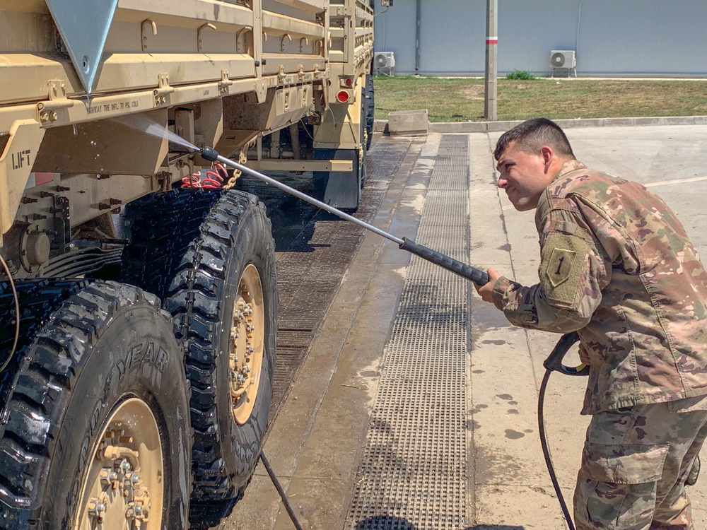 3-1 AHB Soldiers prepare vehicles for movement