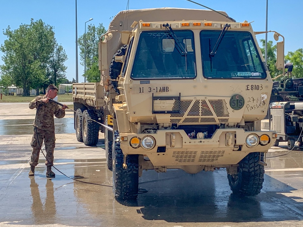 3-1 AHB Soldiers prepare vehicles for movement