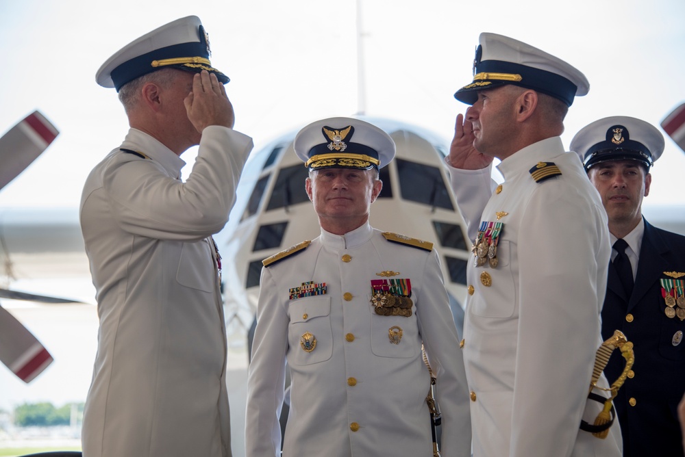 Coast Guard Air Station Clearwater welcomes new commander