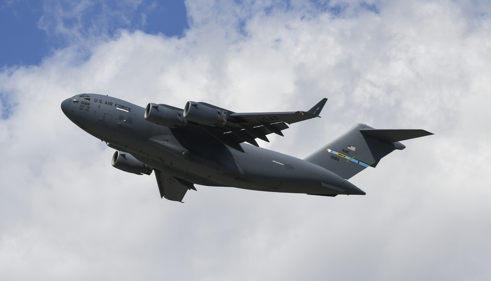 Dover C-17 Globemaster III soars above