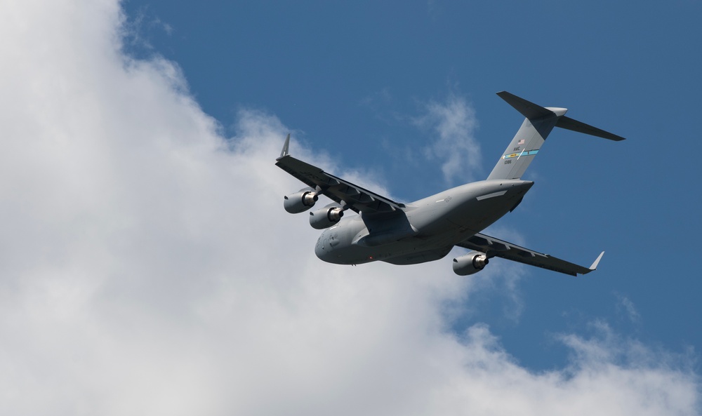 Dover C-17 Globemaster III soars above