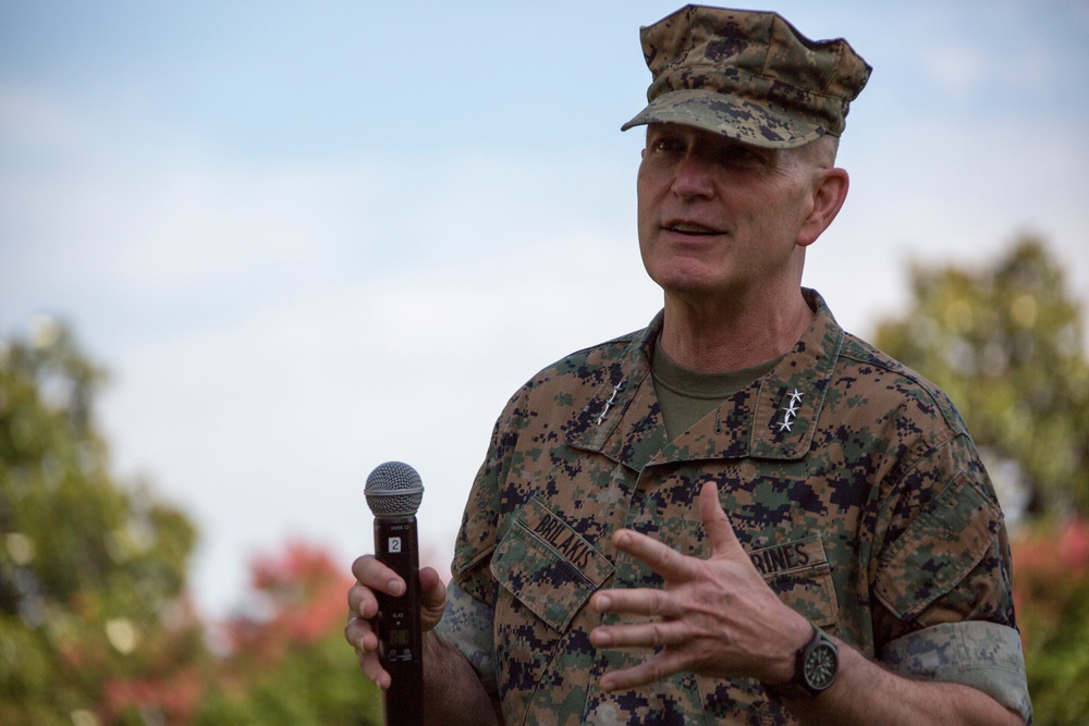 Headquarters and Service Battalion, U.S. Marine Corps Forces Command Change of Command