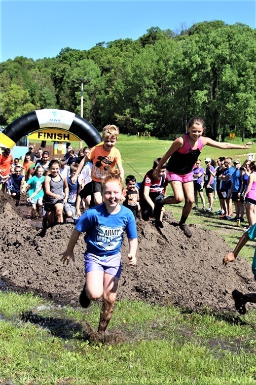 Hundreds take part in 2019 Fort McCoy Army Mud Assault Run