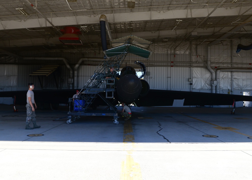 Releasing the Dragon: 9th AMXS maintainers’ U-2 launch operations