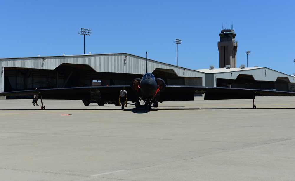 Releasing the Dragon: 9th AMXS maintainers’ U-2 launch operations