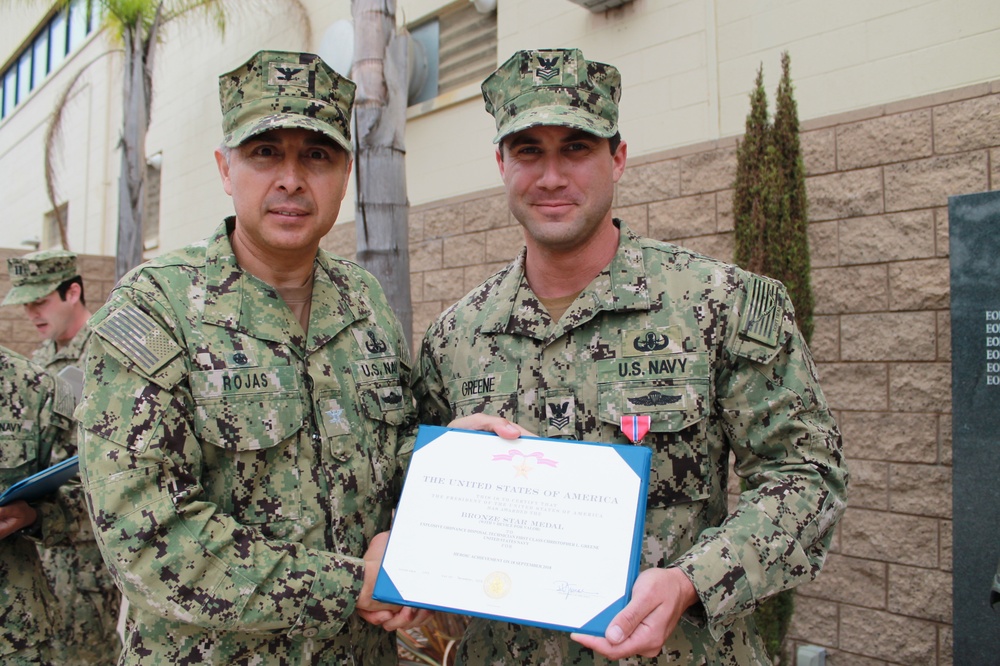 EODMU11 Sailors Awarded Bronze Stars with Valor
