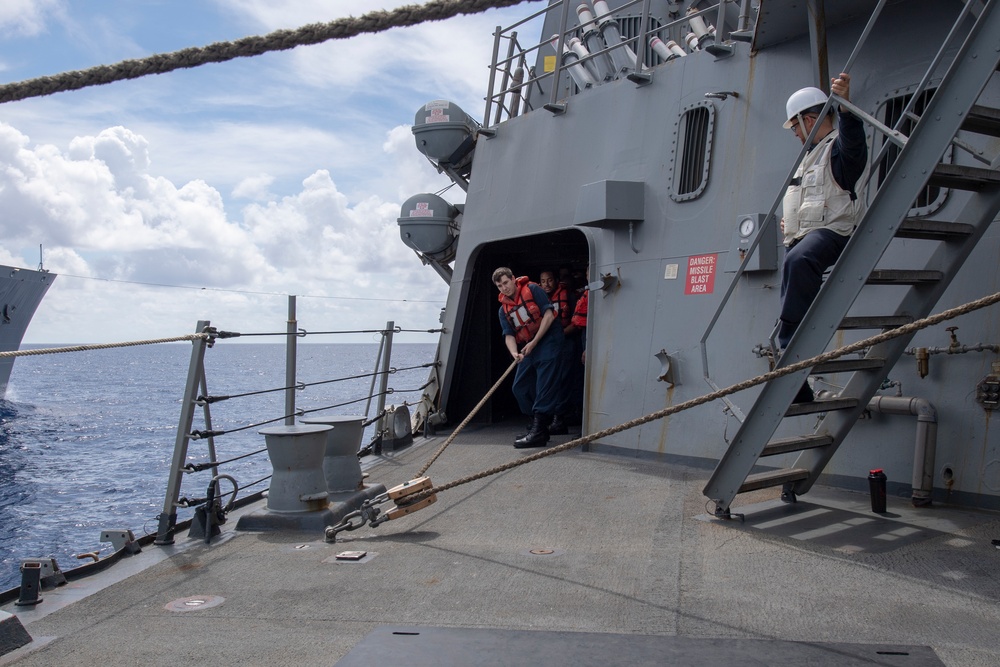 USS MOMSEN Conducts in Replishment-at-Sea