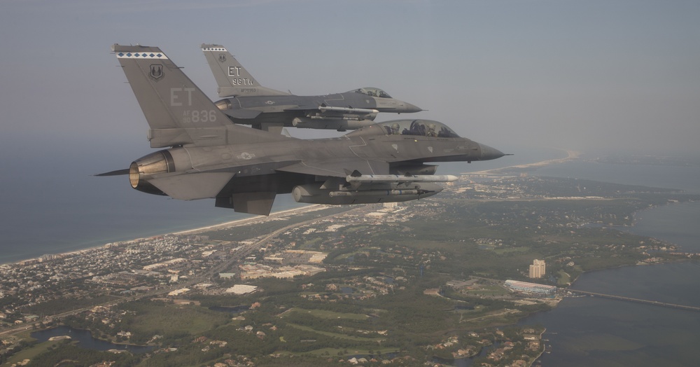 F-16s return to Eglin after mission