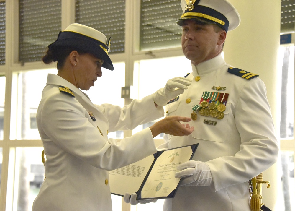 Coast Guard Station Miami Beach welcomes new commanding officer