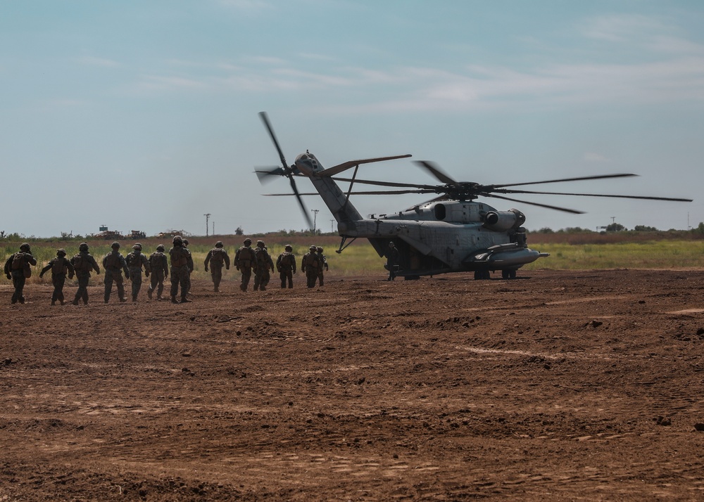 Helicopter Support Team Training