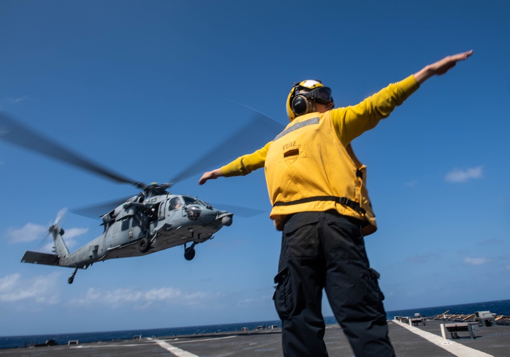 USS Harpers Ferry Conducts Flight Operations