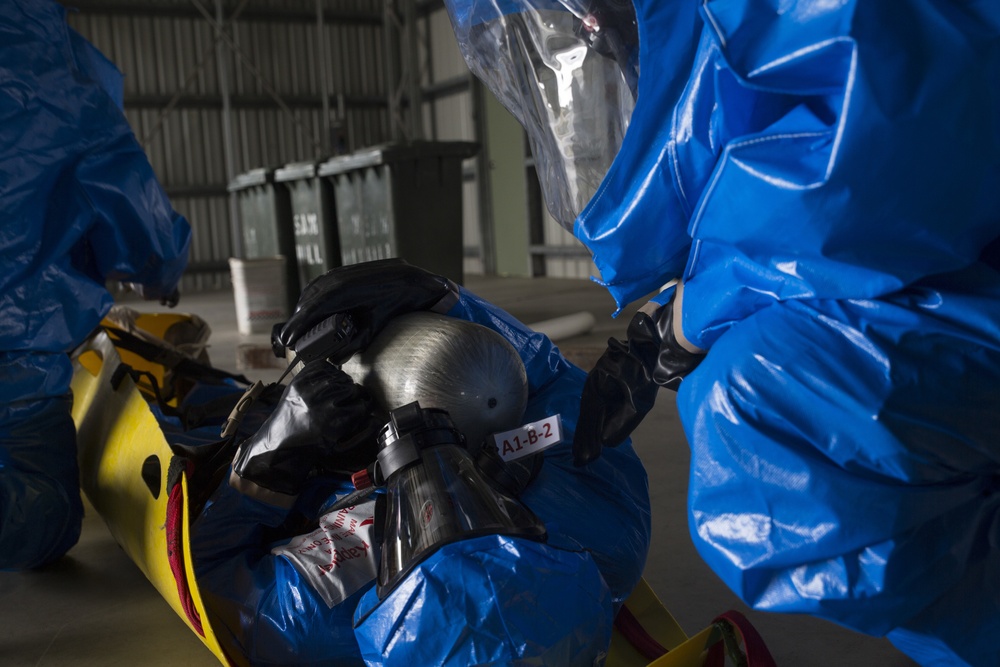 31st MEU CBRN Marines conduct contingency drill at Sam Hill Airfield