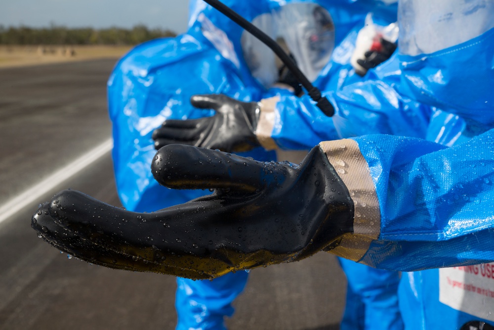 31st MEU CBRN Marines conduct contingency drill at Sam Hill Airfield