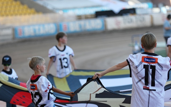 US Army Soldiers participate in Polish-American Football Championship opening ceremony