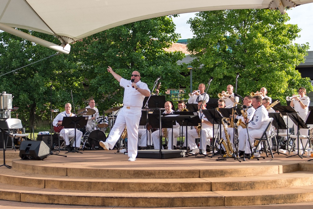 Navy Band Great Lakes Perform Quad Cities Navy Week Concert